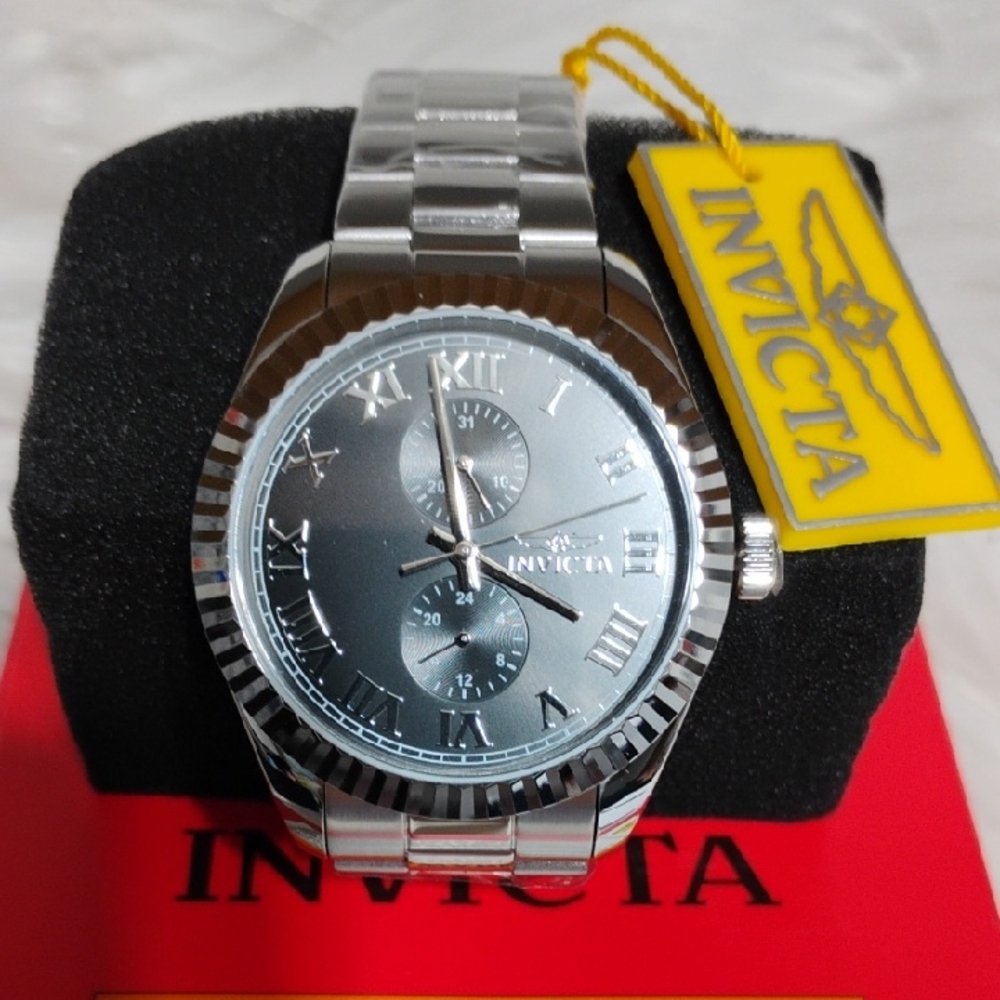 New Invicta Specialty Quartz Multifunction Black Dial Watch